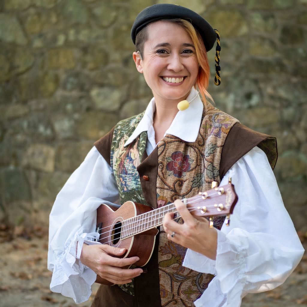 The Minstrel welcomes everyone to the Renaissance